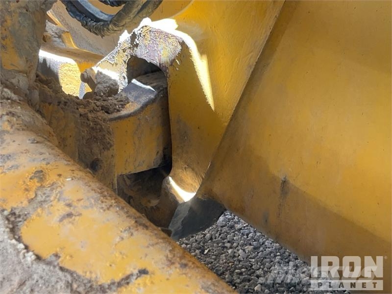 Komatsu D61PXI-24 Crawler Dozer Rupsdozers