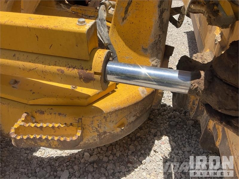 Komatsu D61PXI-24 Crawler Dozer Rupsdozers