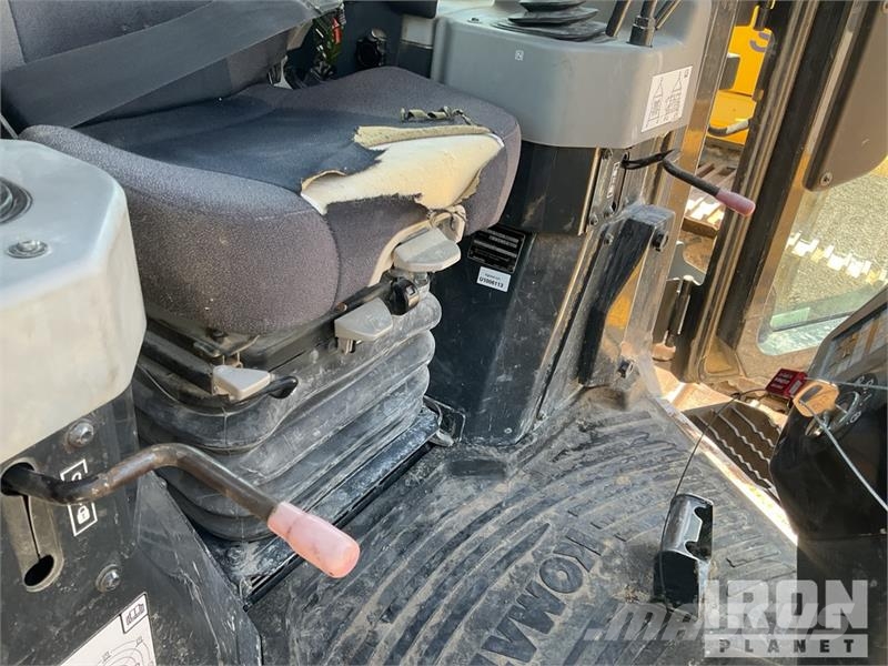 Komatsu D61PXI-24 Crawler Dozer Rupsdozers