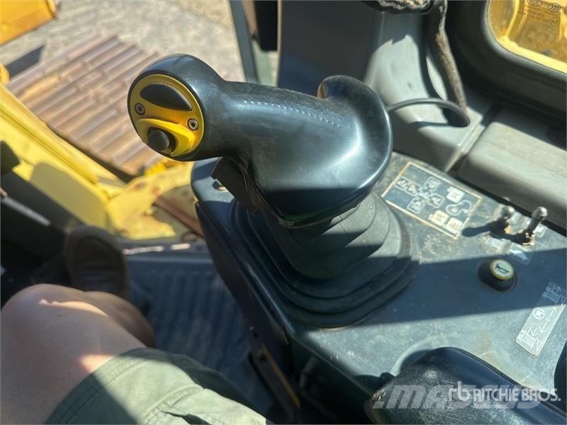 Komatsu D65PX-17 Crawler Dozer Μπουλντόζες με ερπύστριες