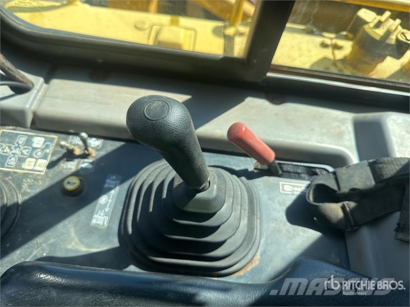 Komatsu D65PX-17 Crawler Dozer Μπουλντόζες με ερπύστριες