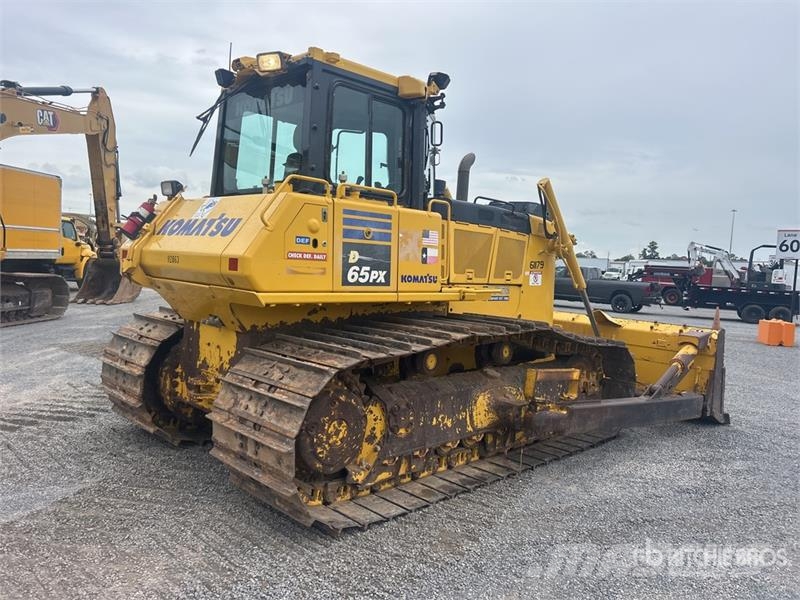 Komatsu D65PX-18 Crawler Dozer Crawler dozers