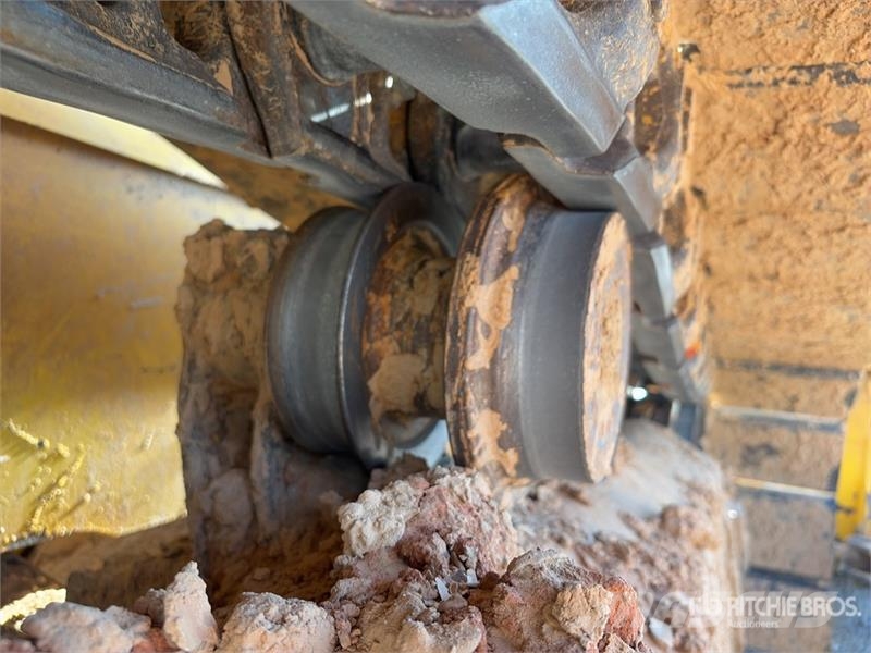 Komatsu D65PX-18 Crawler Dozer Crawler dozers