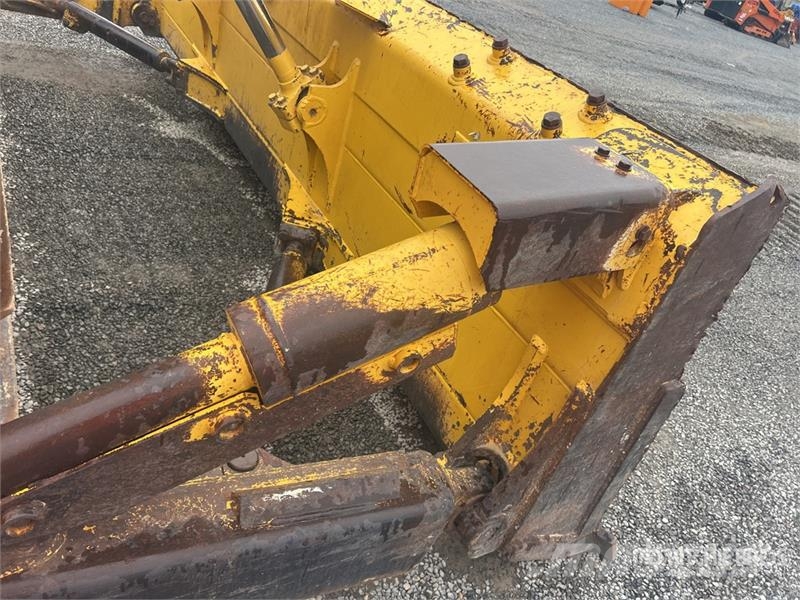 Komatsu D65PX-18 Crawler Dozer Crawler dozers