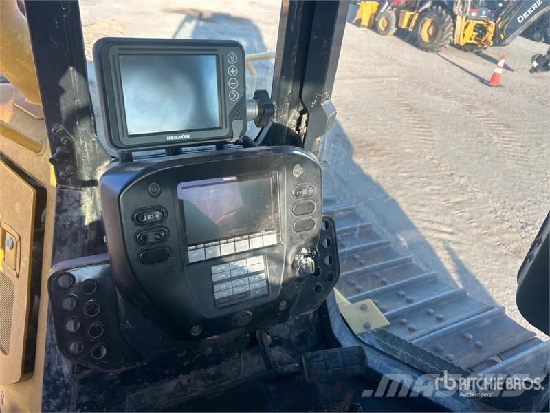 Komatsu D71PXI-24 Crawler Dozer Kāpurķēžu buldozeri