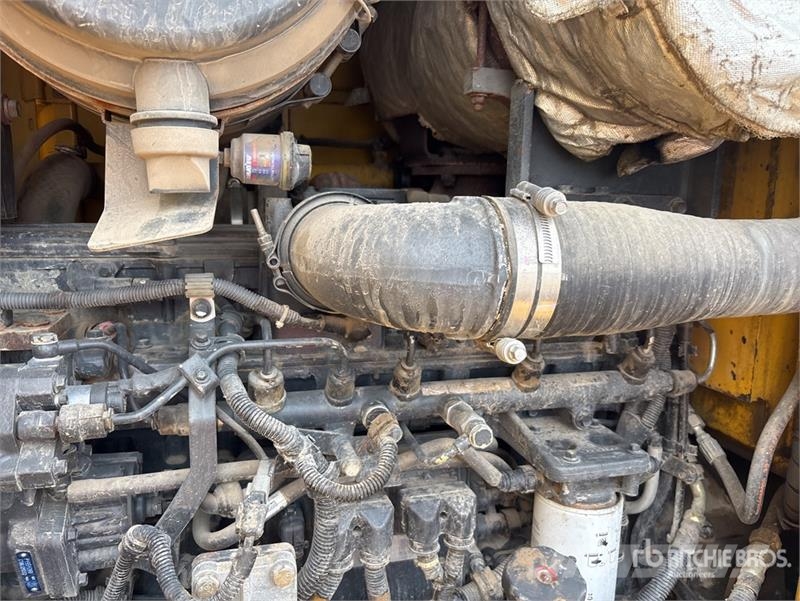 Komatsu GD655-3E0 モーターグレーダー