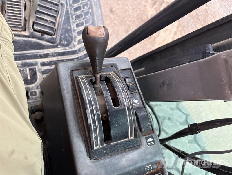 Komatsu GD655-3E0 モーターグレーダー