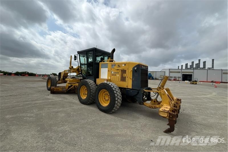 Komatsu GD655-3E0 モーターグレーダー