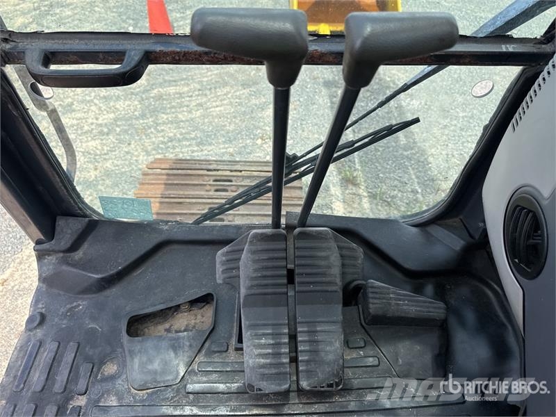 Komatsu PC 210 LC 11 Tracked Excavator Crawler excavators