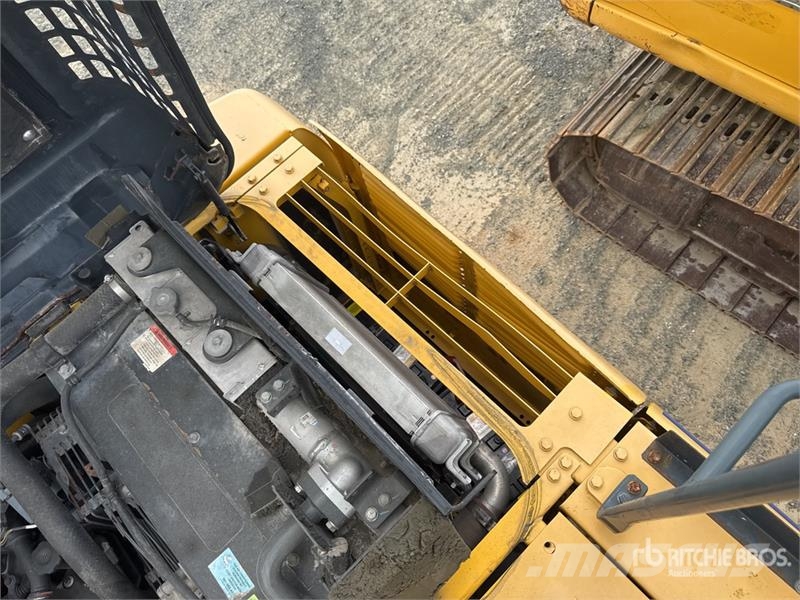 Komatsu PC 210 LC 11 Tracked Excavator Crawler excavators