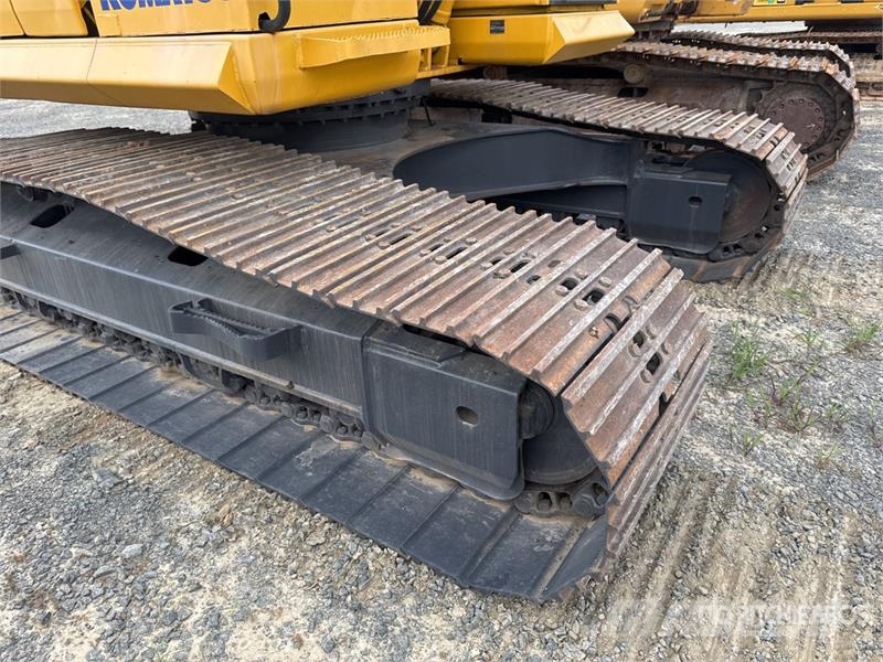 Komatsu PC 210 LC 11 Tracked Excavator Crawler excavators