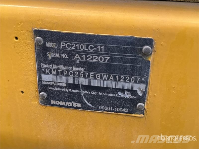 Komatsu PC 210 LC 11 Tracked Excavator Crawler excavators