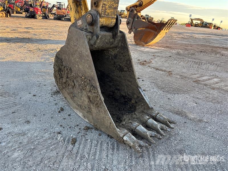 Komatsu PC 210 LC 11 Tracked Excavator Εκσκαφείς με ερπύστριες