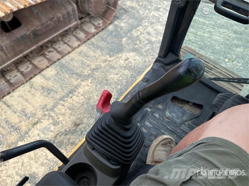 Komatsu PC 210 LC 11 Tracked Excavator Crawler excavators