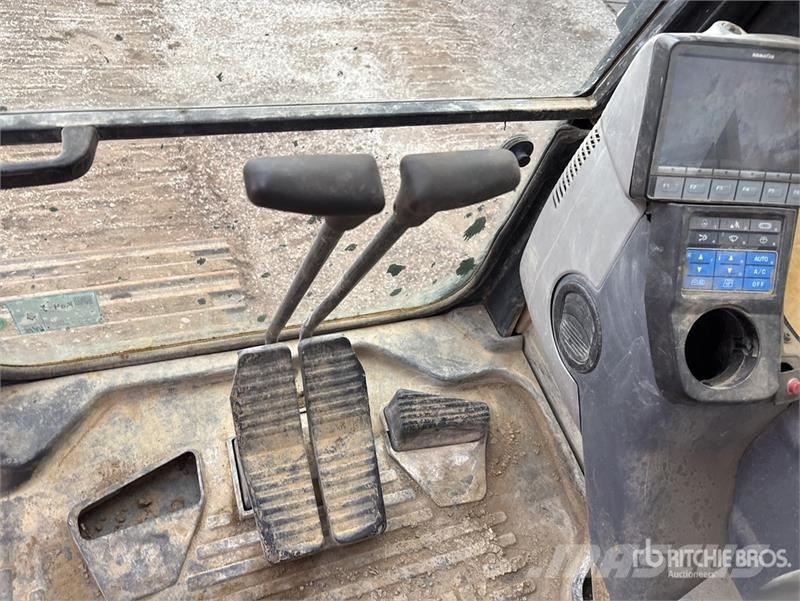 Komatsu PC 210 LC 11 Tracked Excavator Gravemaskiner på larvebånd