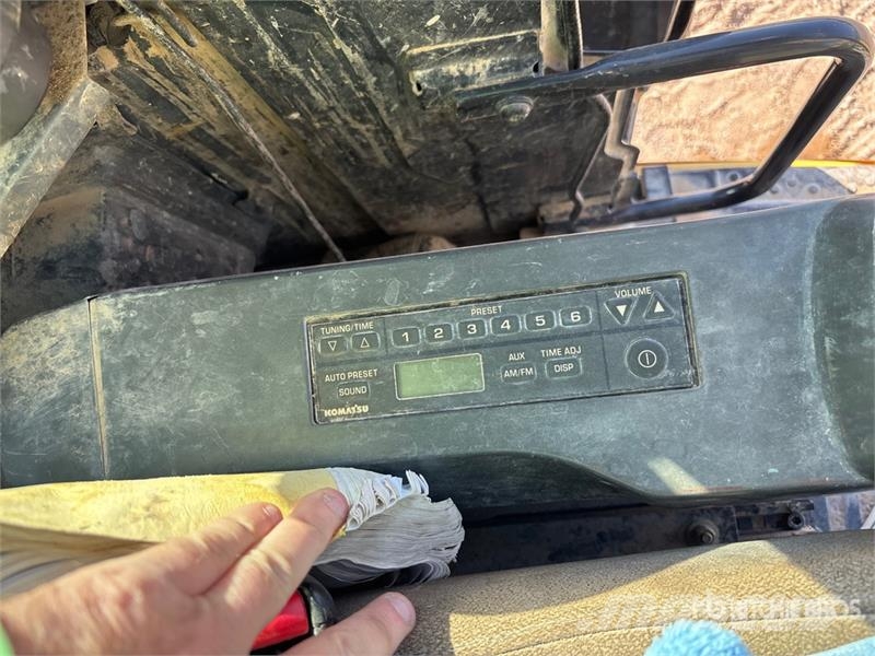 Komatsu PC138USLC-10 Tracked Excavator Kāpurķēžu ekskavatori