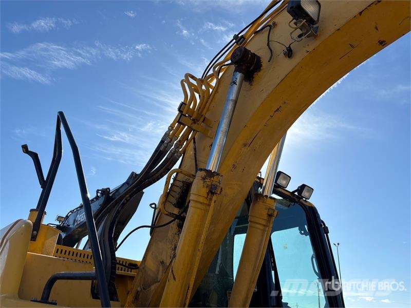 Komatsu PC138USLC-10 Tracked Excavator Kāpurķēžu ekskavatori