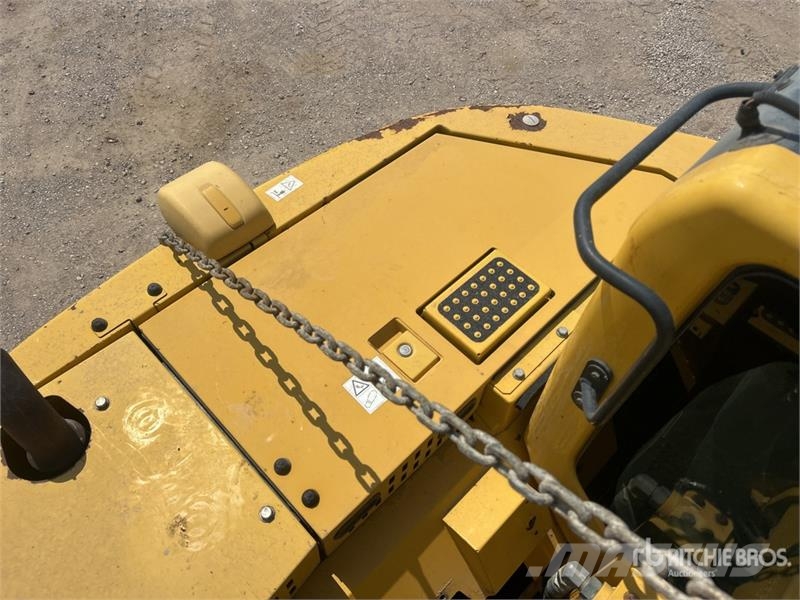 Komatsu PC138USLC-10 Tracked Excavator 大型油圧ショベル12t以上(パワーショベル・ユンボ)