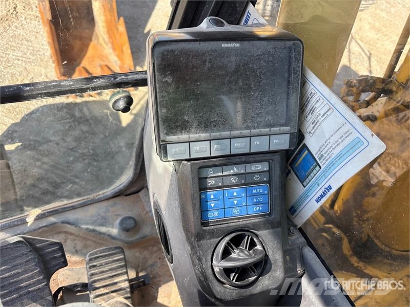 Komatsu PC138USLC-10 Tracked Excavator Kāpurķēžu ekskavatori