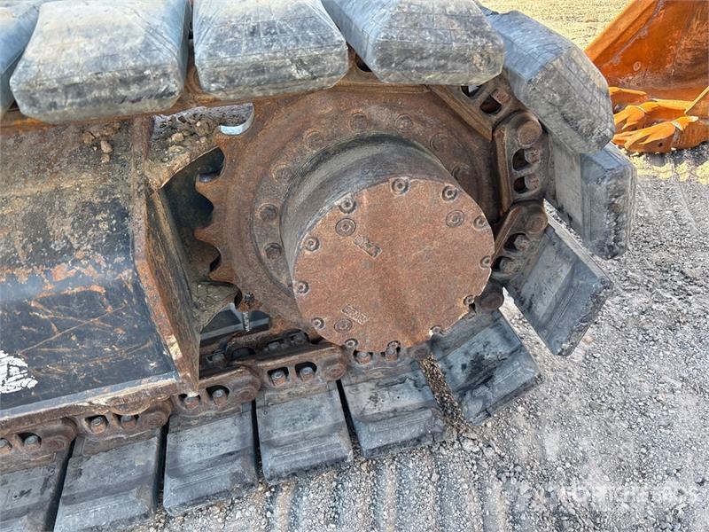 Komatsu PC138USLC-10 Tracked Excavator Kāpurķēžu ekskavatori