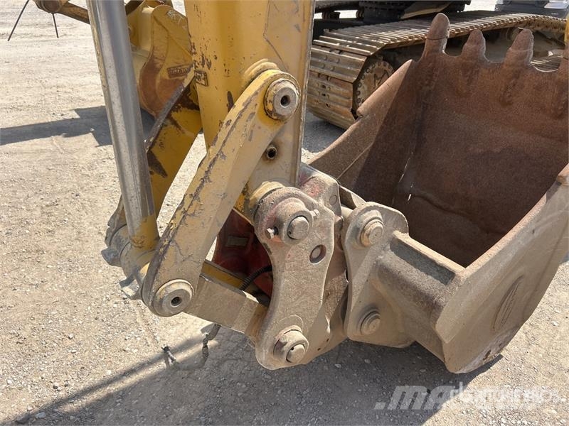 Komatsu PC138USLC-10 Tracked Excavator 大型油圧ショベル12t以上(パワーショベル・ユンボ)