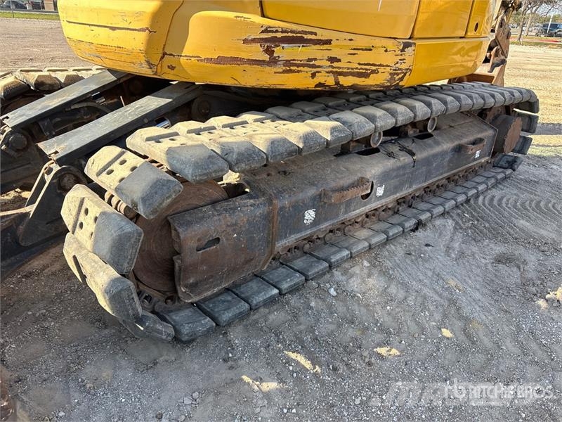 Komatsu PC138USLC-10 Tracked Excavator Kāpurķēžu ekskavatori
