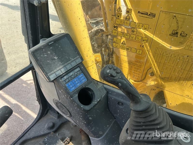 Komatsu PC138USLC-10 Tracked Excavator 大型油圧ショベル12t以上(パワーショベル・ユンボ)