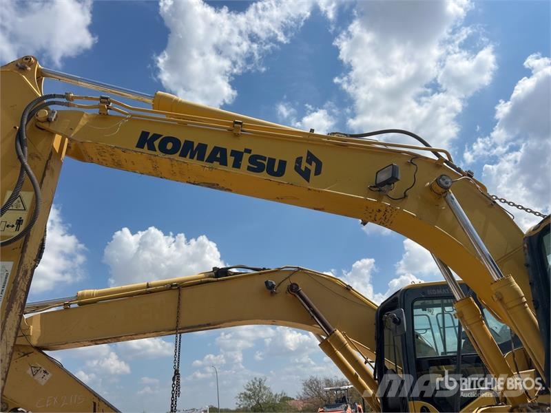 Komatsu PC138USLC-10 Tracked Excavator 大型油圧ショベル12t以上(パワーショベル・ユンボ)