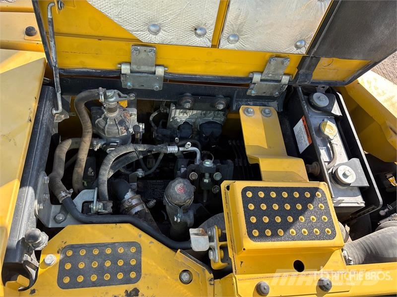 Komatsu PC138USLC-10 Tracked Excavator Kāpurķēžu ekskavatori