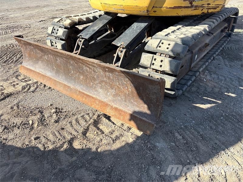 Komatsu PC138USLC-10 Tracked Excavator Kāpurķēžu ekskavatori