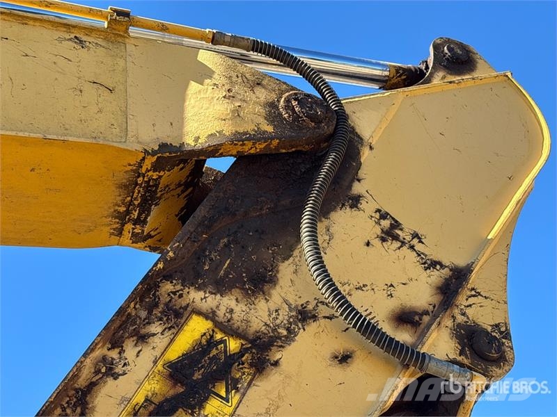 Komatsu PC160LC-8 Lánctalpas kotrók