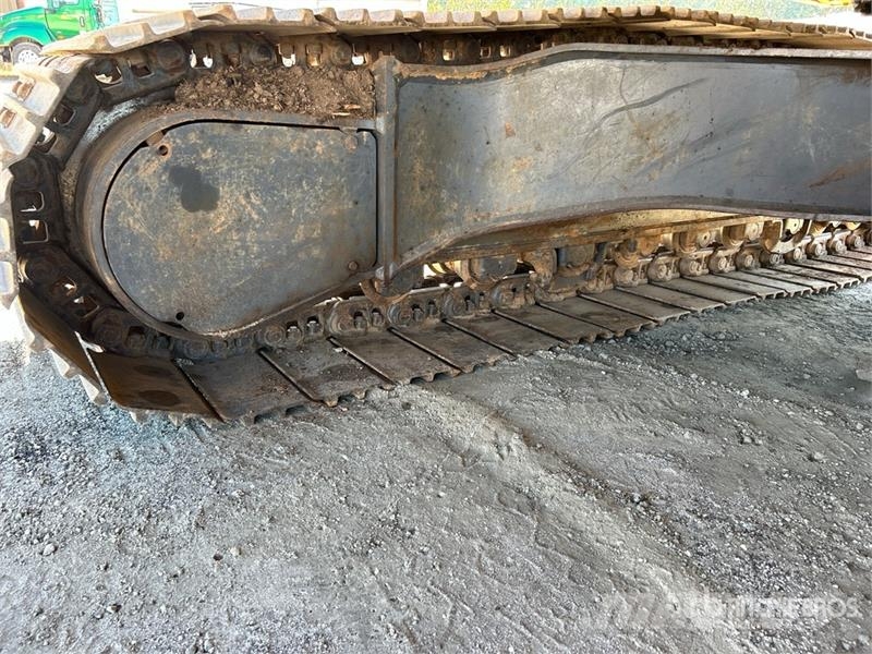 Komatsu PC200LC-8 Lánctalpas kotrók