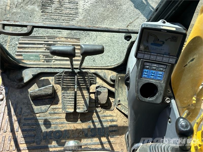 Komatsu PC200LC-8 Lánctalpas kotrók