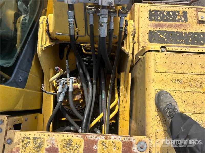 Komatsu PC200LC-8 Tracked Excavator Bageri guseničari