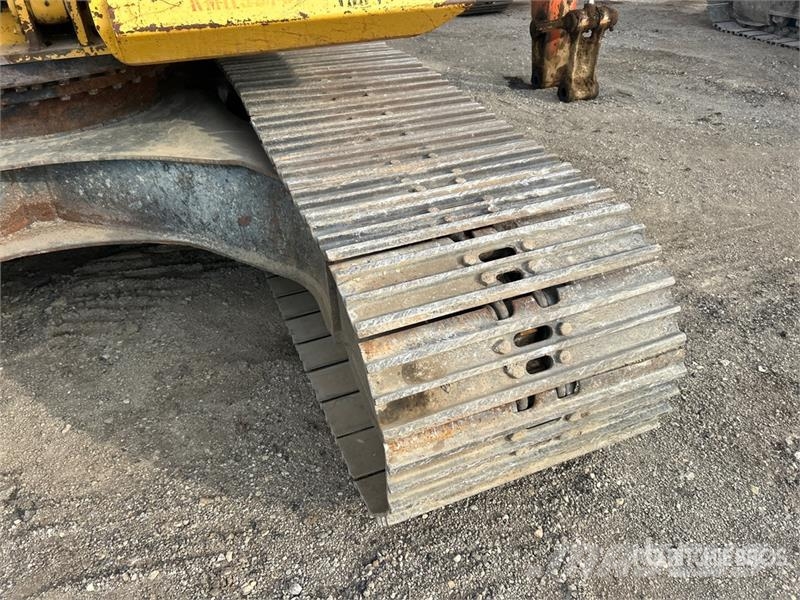 Komatsu PC200LC-8 Tracked Excavator Crawler excavators