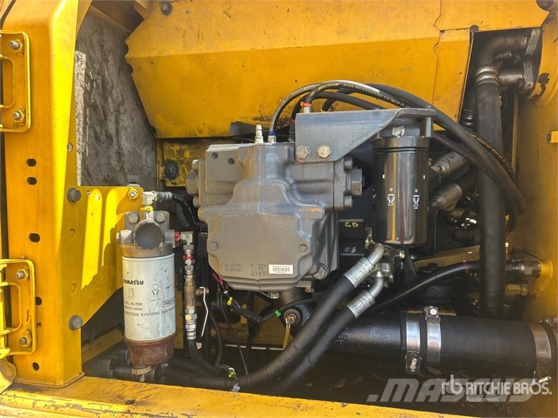 Komatsu PC200LC-8 Tracked Excavator Bageri guseničari
