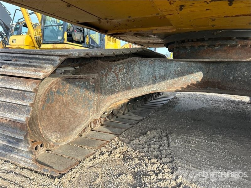 Komatsu PC200LC-8 Tracked Excavator Crawler excavators