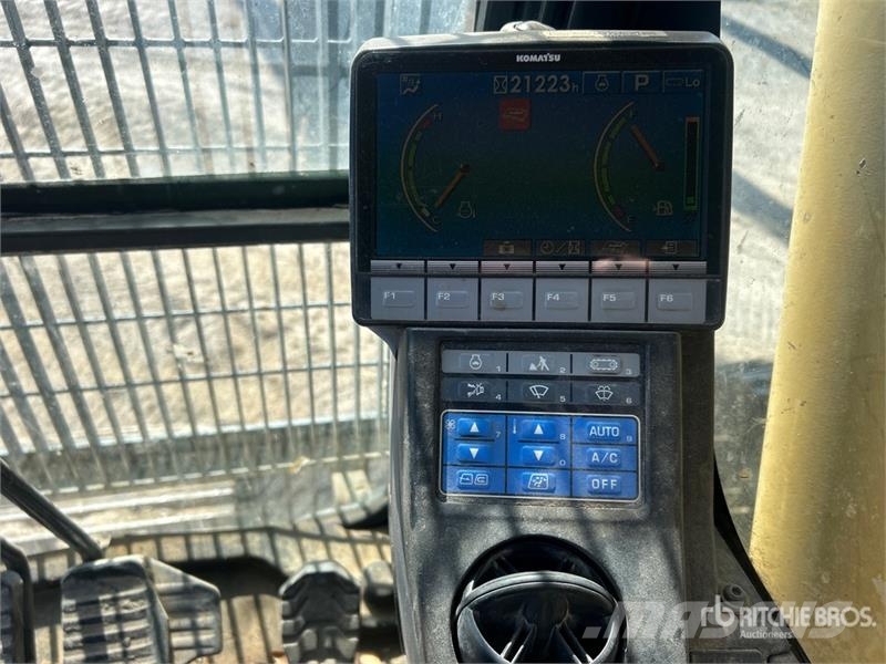 Komatsu PC200LC-8 Tracked Excavator Bageri guseničari