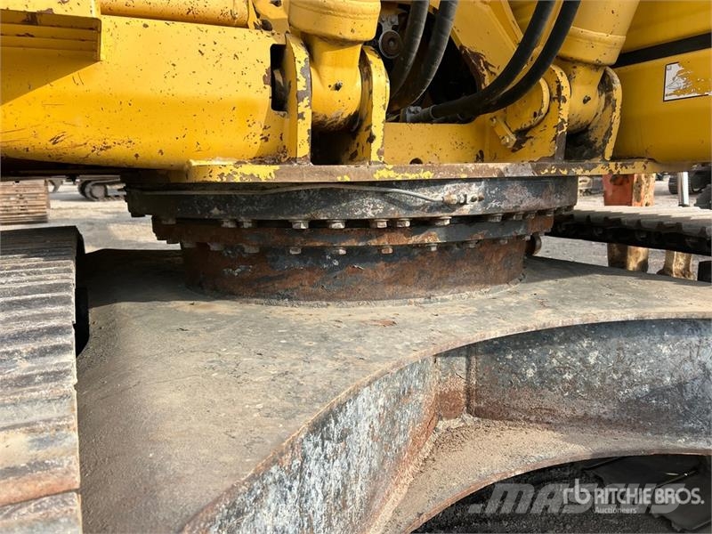 Komatsu PC200LC-8 Tracked Excavator Crawler excavators