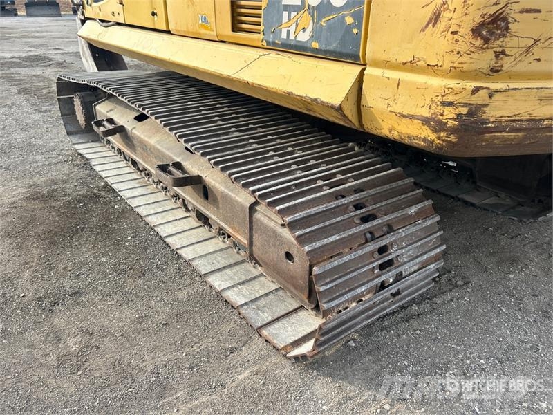Komatsu PC200LC-8 Tracked Excavator Crawler excavators