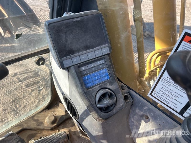 Komatsu PC200LC-8 Tracked Excavator Lánctalpas kotrók