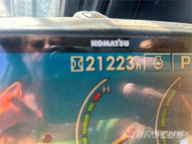 Komatsu PC200LC-8 Tracked Excavator Bageri guseničari