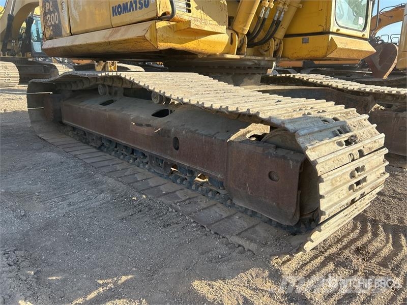 Komatsu PC200LC-8 Tracked Excavator Lánctalpas kotrók