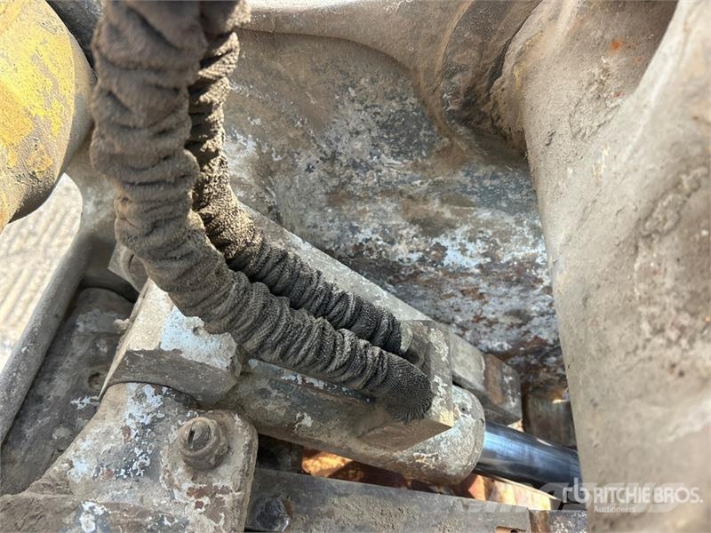 Komatsu PC200LC-8 Tracked Excavator Crawler excavators