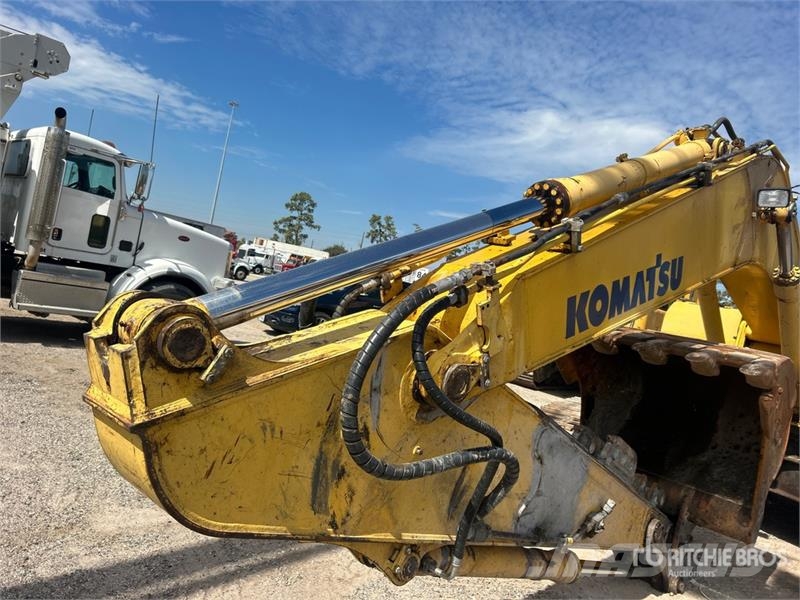 Komatsu PC200LC-8 Tracked Excavator Bageri guseničari