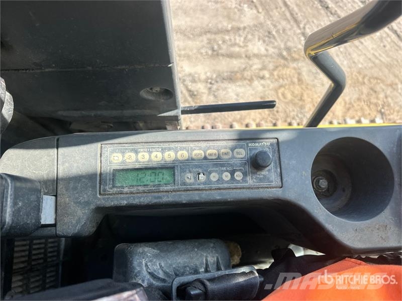 Komatsu PC200LC-8 Tracked Excavator Bageri guseničari