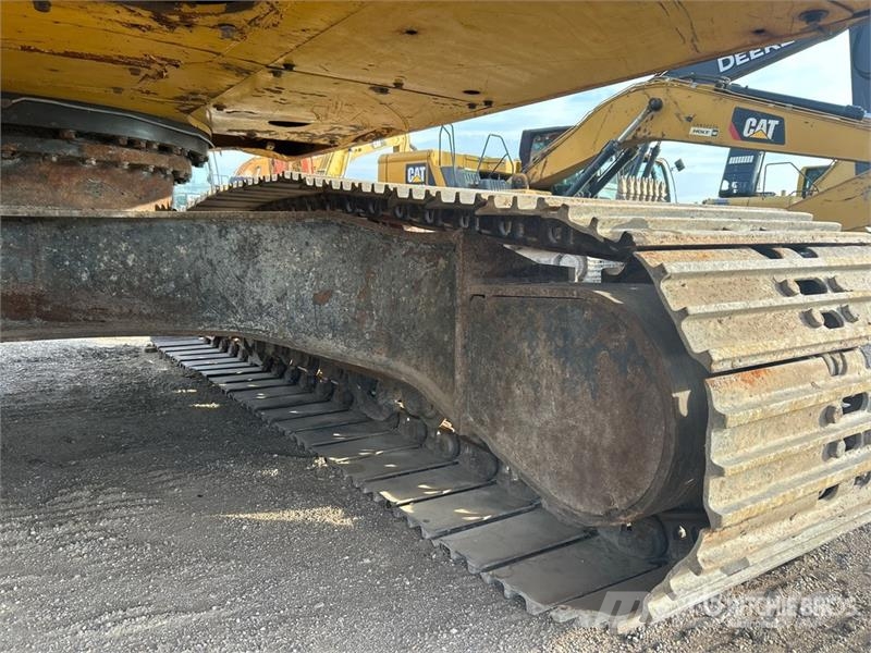 Komatsu PC200LC-8 Tracked Excavator Crawler excavators