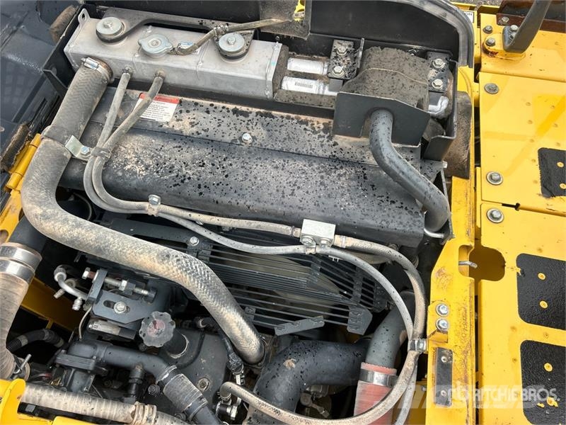 Komatsu PC210LC-10 Tracked Excavator Lánctalpas kotrók