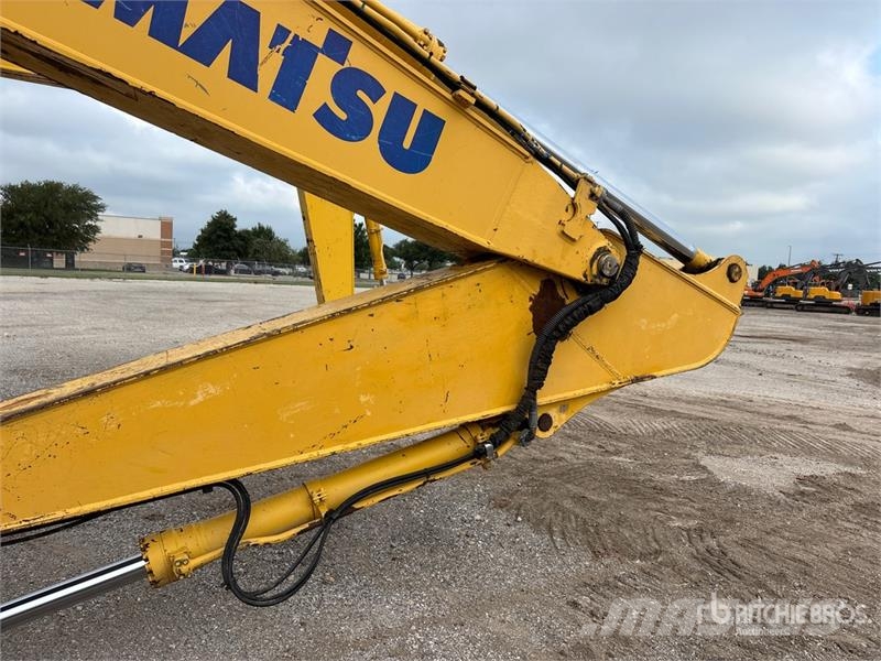 Komatsu PC210LC-10 Tracked Excavator Верижен екскаватор