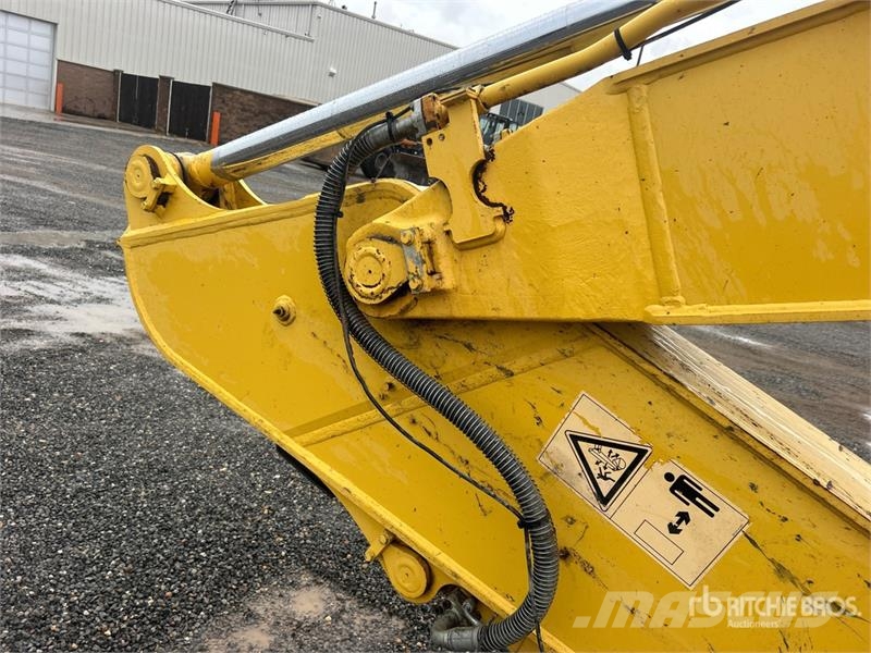 Komatsu PC210LC-10 Tracked Excavator Lánctalpas kotrók